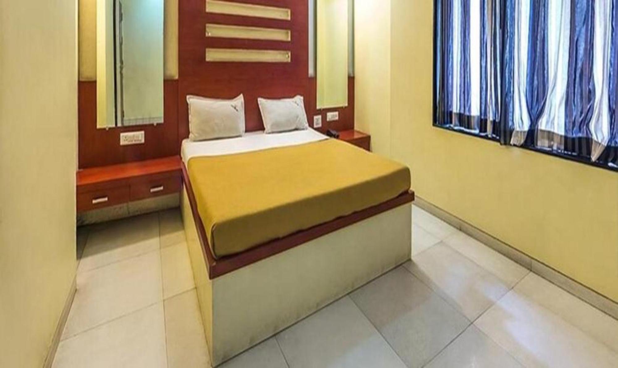 Fabhotel Skylark Inn Nashik Eksteriør billede