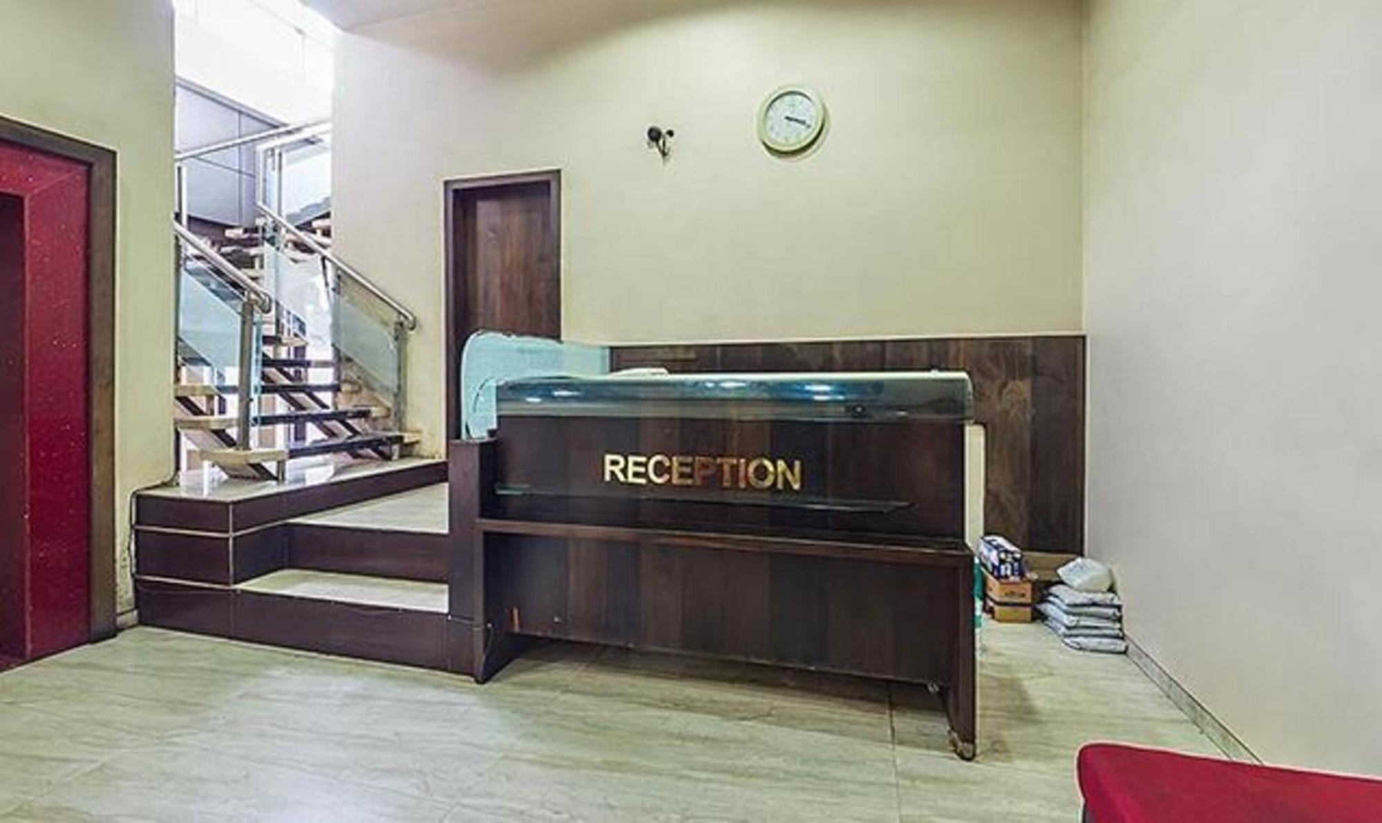 Fabhotel Skylark Inn Nashik Eksteriør billede