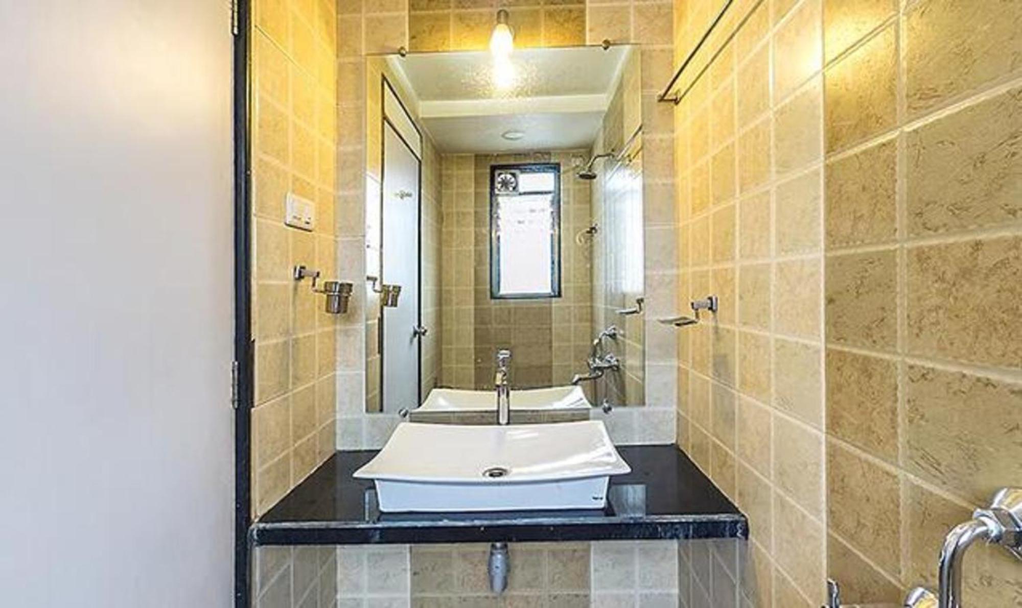 Fabhotel Skylark Inn Nashik Eksteriør billede